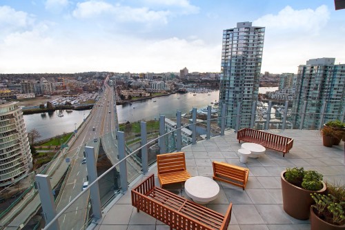 2820-89 Nelson Street, Vancouver, BC 