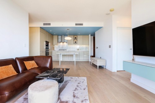 2820-89 Nelson Street, Vancouver, BC 