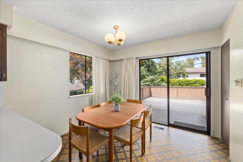 4427 6Th Avenue W, Vancouver, BC 