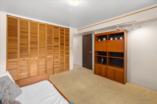 4427 6Th Avenue W, Vancouver, BC 