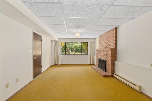 4427 6Th Avenue W, Vancouver, BC 