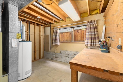 4427 6Th Avenue W, Vancouver, BC 