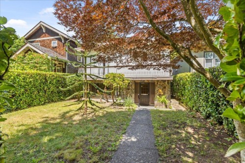 4427 6Th Avenue W, Vancouver, BC 