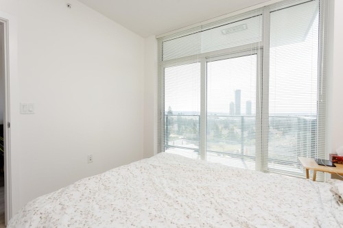 609-7388 Kingsway Street, Burnaby, BC 