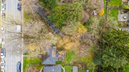 341 19Th Street W, North Vancouver, BC 