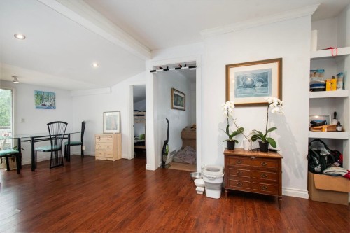 341 19Th Street W, North Vancouver, BC 