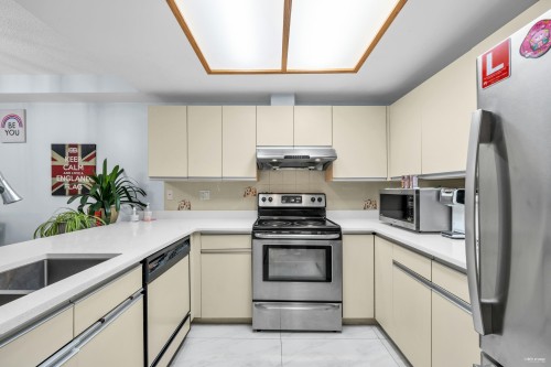 2-8891 Cook Road, Richmond, BC 