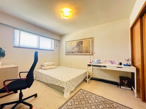 2887 24Th Avenue W, Vancouver, BC 