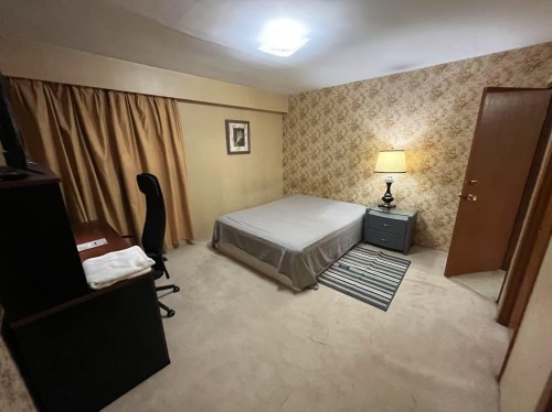 2887 24Th Avenue W, Vancouver, BC 