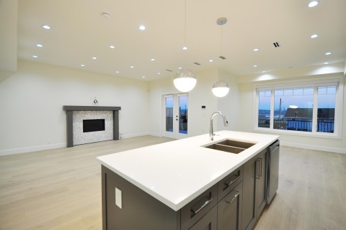 104-1138 Dansey Avenue, Coquitlam, BC 