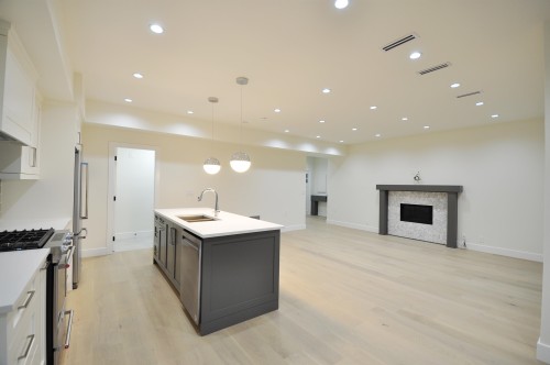 104-1138 Dansey Avenue, Coquitlam, BC 