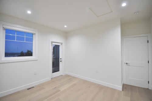 104-1138 Dansey Avenue, Coquitlam, BC 