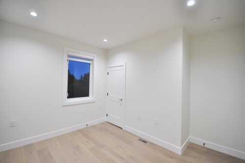 104-1138 Dansey Avenue, Coquitlam, BC 