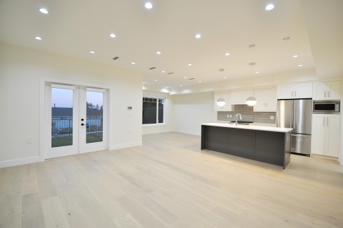 104-1138 Dansey Avenue, Coquitlam, BC 