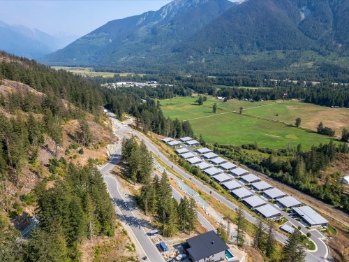 8206 Merlot Peak Drive, Pemberton, BC 