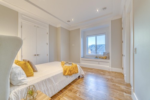 7102 Bridge Street, Richmond, BC 