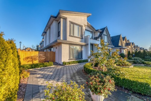 7102 Bridge Street, Richmond, BC 