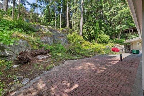 4780 Estevan Place, West Vancouver, BC 