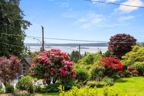 4780 Estevan Place, West Vancouver, BC 