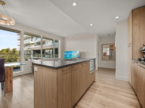 321-10788 No. 5 Road, Richmond, BC 