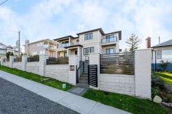 5469 Nelson Avenue  Burnaby, BC V5H 3H1