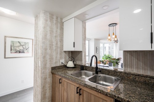 302-1228 Marinaside Crescent, Vancouver, BC 