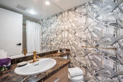 302-1228 Marinaside Crescent, Vancouver, BC 