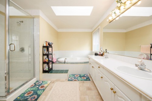 12166 201B Street, Maple Ridge, BC 