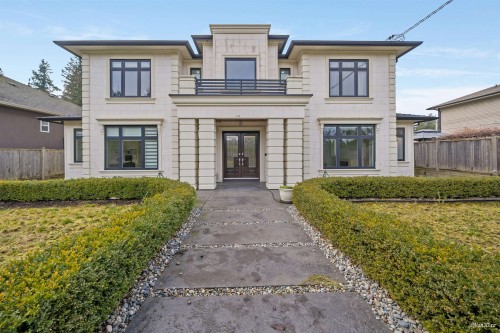 656 Blue Mountain Street  Coquitlam, BC V3J 4R6