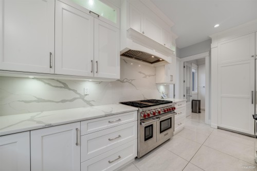 656 Blue Mountain Street, Coquitlam, BC 