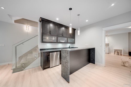 656 Blue Mountain Street, Coquitlam, BC 