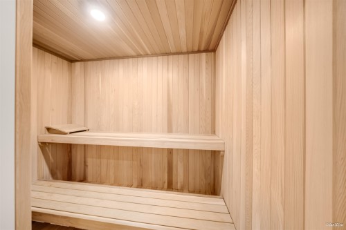 656 Blue Mountain Street, Coquitlam, BC 