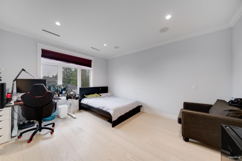 656 Blue Mountain Street, Coquitlam, BC 