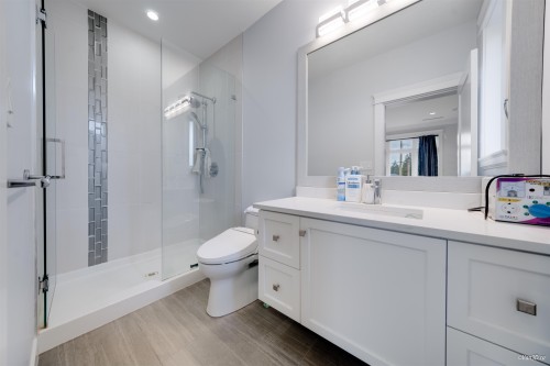 656 Blue Mountain Street, Coquitlam, BC 