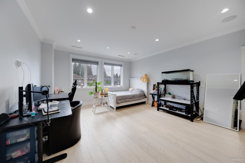 656 Blue Mountain Street, Coquitlam, BC 