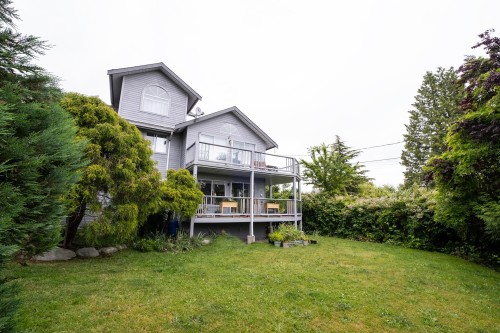 756 Gibsons Way, Gibsons, BC 