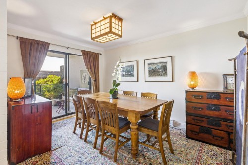 24-2214 Folkestone Way, West Vancouver, BC 