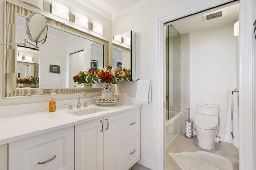 24-2214 Folkestone Way, West Vancouver, BC 