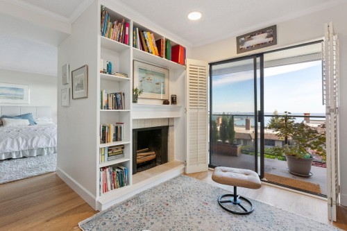 24-2214 Folkestone Way, West Vancouver, BC 