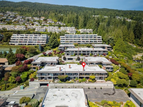 24-2214 Folkestone Way, West Vancouver, BC 