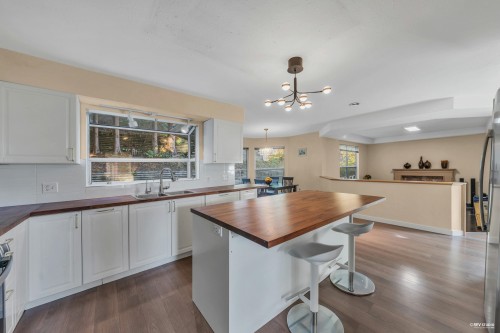 2233 Monashee Court, Coquitlam, BC 