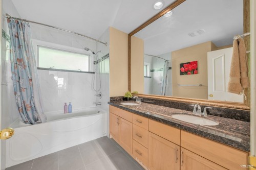 2233 Monashee Court, Coquitlam, BC 