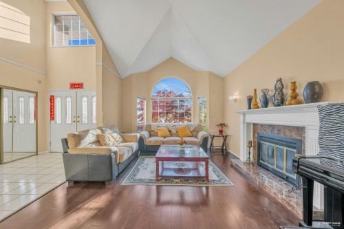 2233 Monashee Court, Coquitlam, BC 