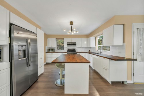 2233 Monashee Court, Coquitlam, BC 