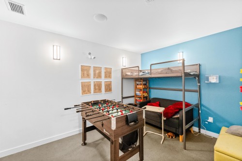 Th5-2137 Chesterfield Avenue, North Vancouver, BC 