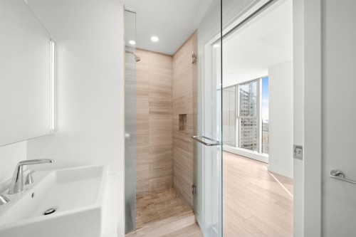 1907-1480 Howe Street, Vancouver, BC 