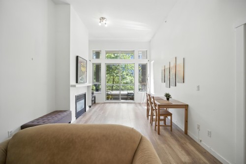 407-9319 University Crescent, Burnaby, BC 