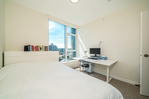 1102-4168 Lougheed Highway, Burnaby, BC 