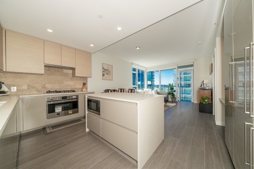 1102-4168 Lougheed Highway, Burnaby, BC 