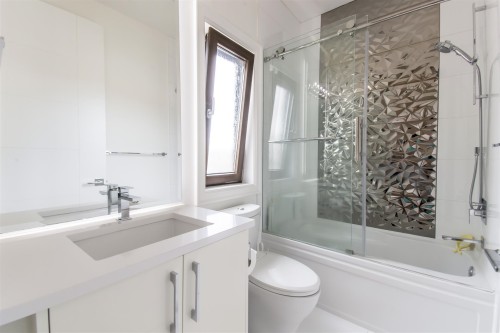 6251 Woodwards Road, Richmond, BC 